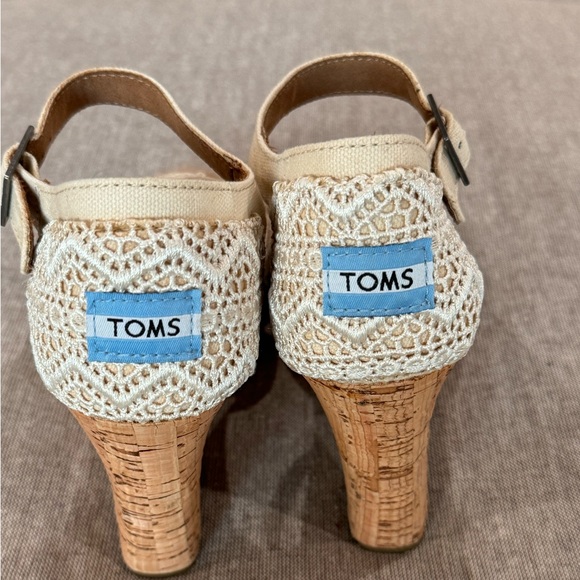 Tom’s beige wedge heels - Picture 5 of 6